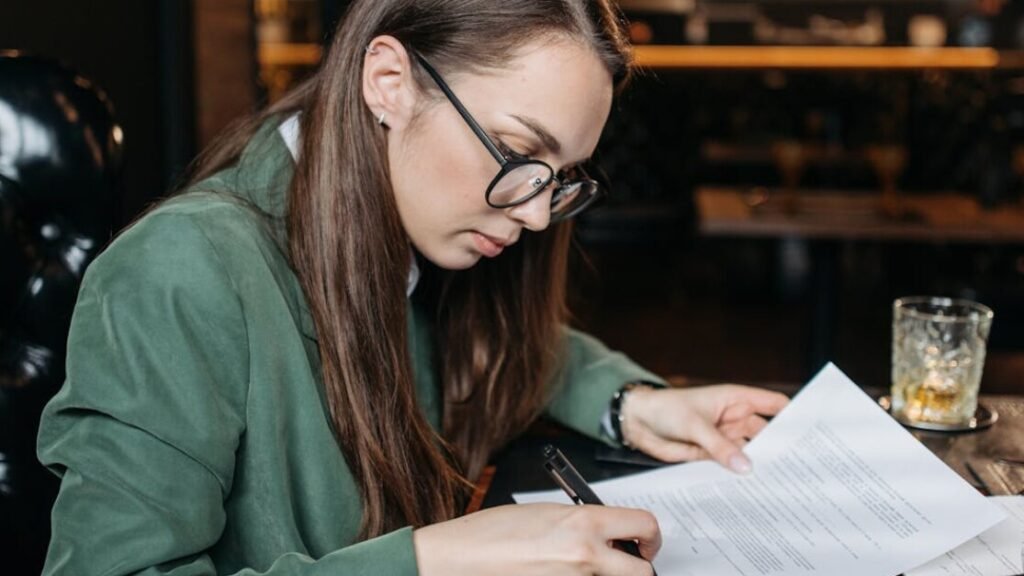 Download overenskomst pædagogisk assistent gratis PDF
